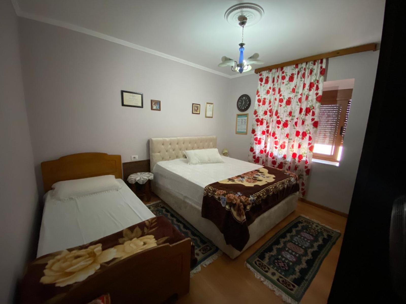 Kruja Shared Apartment Exterior photo